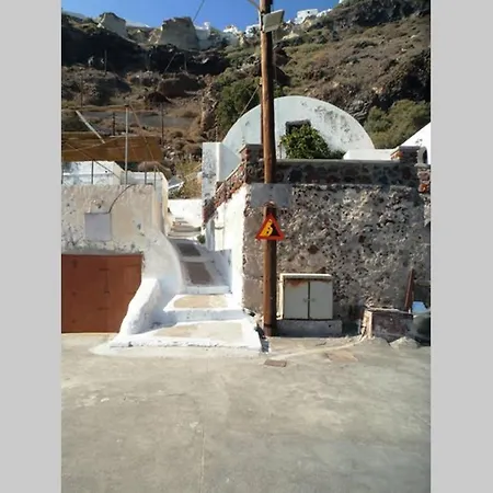 Hébergement de vacances Chalaris Armeni *